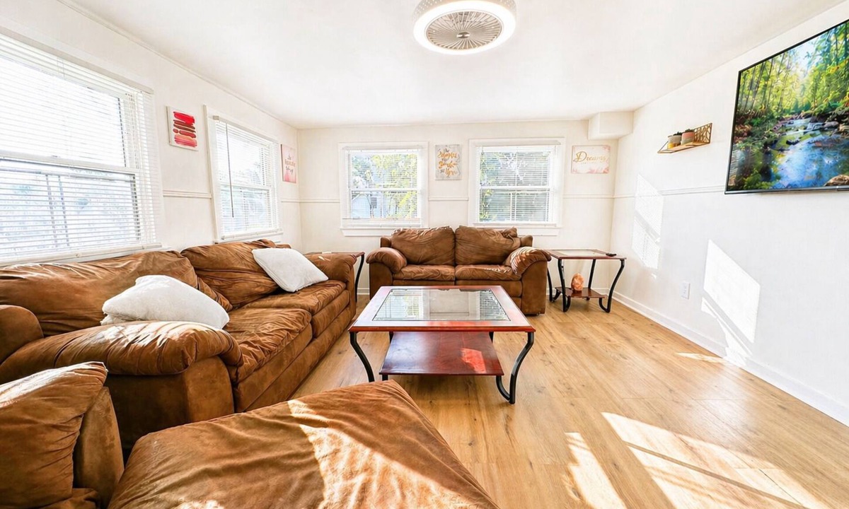 Port Jervis Apartment | Hudson Valley Escape - Walk to Downtown & Hiking