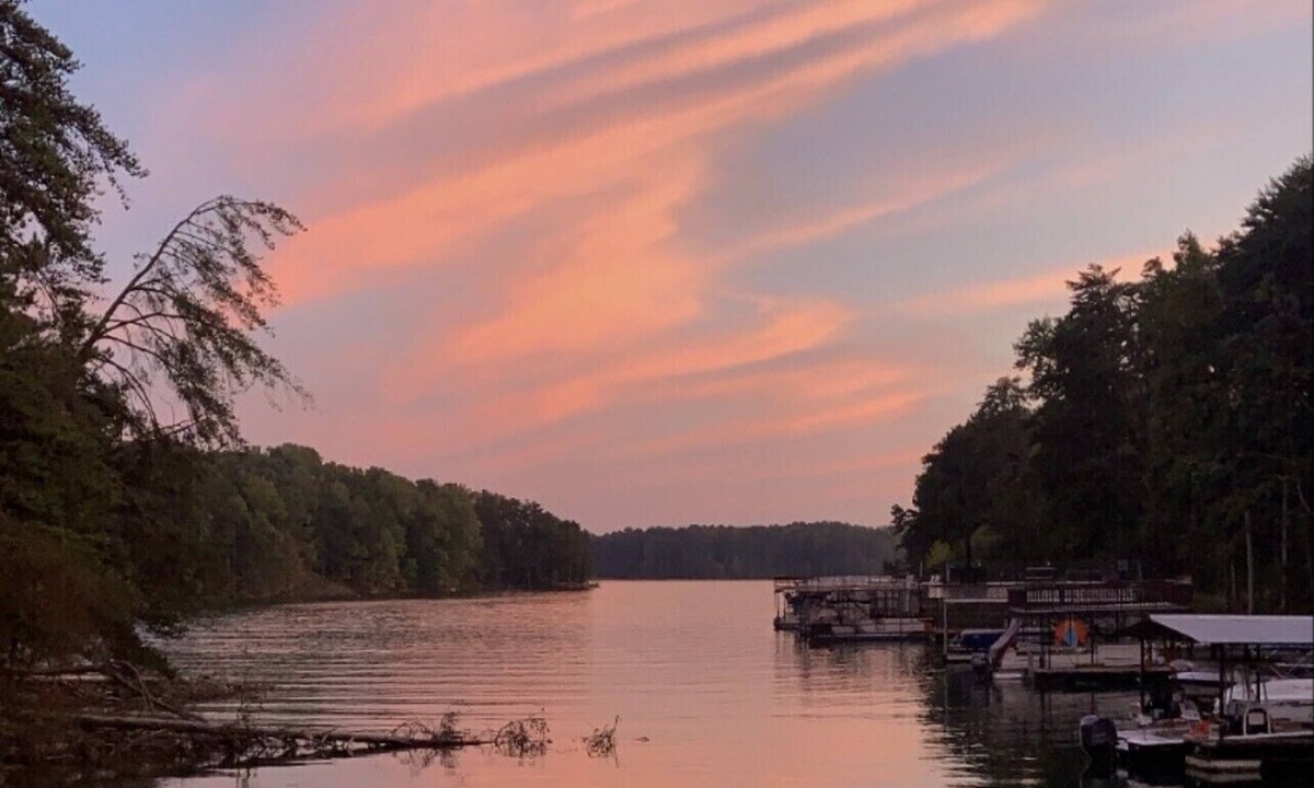 Cumming House | Husky Lake House on Lanier - Long Term Availability