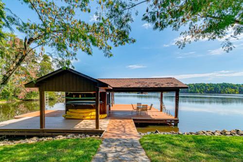 Semora House | Hyco Lake Escape w/Deck & Dock: Families Welcome!
