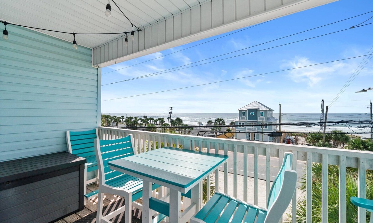 Bahama Beach Condo | I Love This Place-Pets Welcome-Free Covered Parking-WiFi-Beach & Sunsets