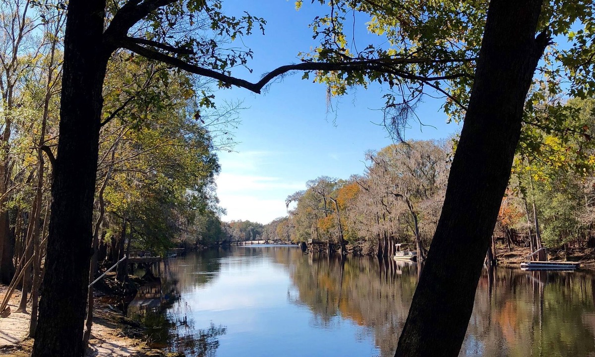 Branford Cottage | Ichetucknee Springs/Ginnie Springs/Santa Fe River at the Hideaway Cottage