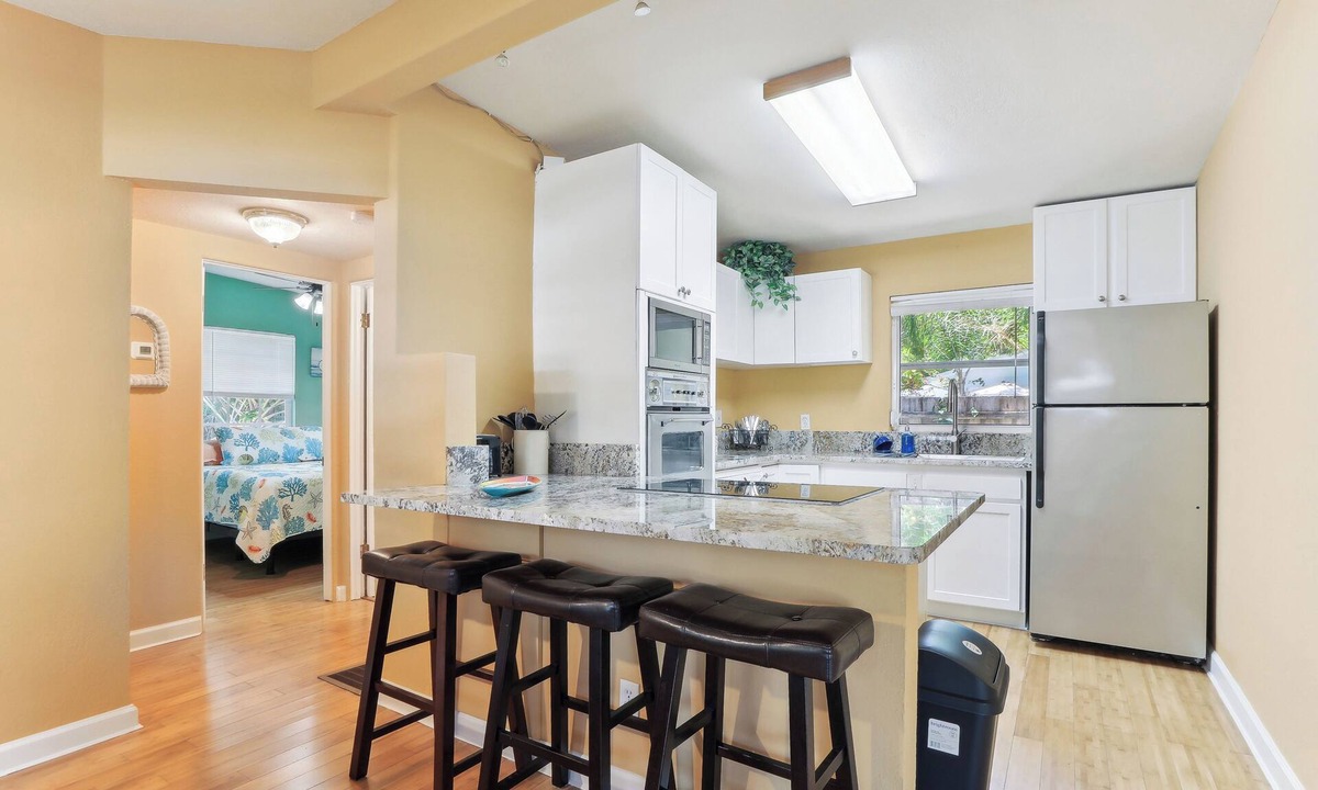 Park East House | Idyllic Sarasota Getaway w/Private Backyard Patio