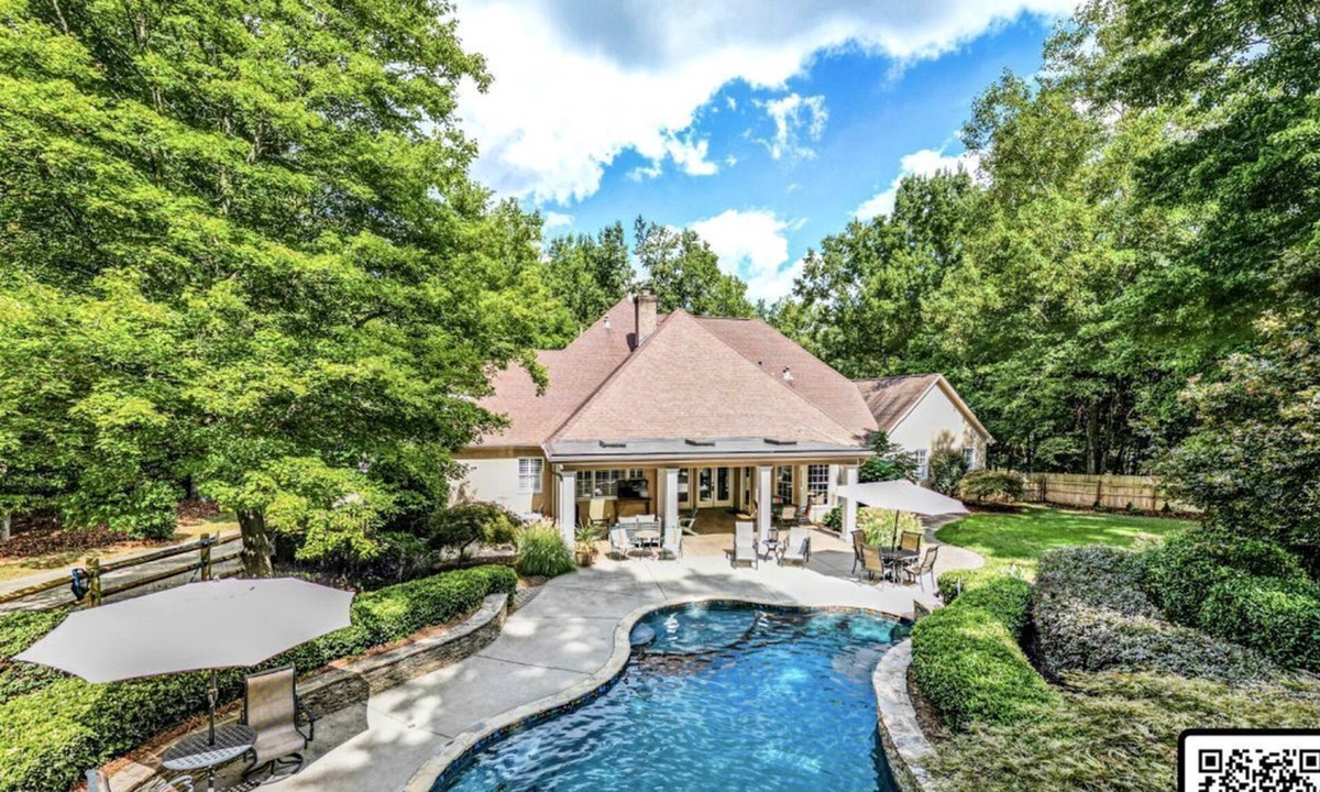 Providence Plantation House | Impressive Luxurious Rental with Pool and Game Space in NC
