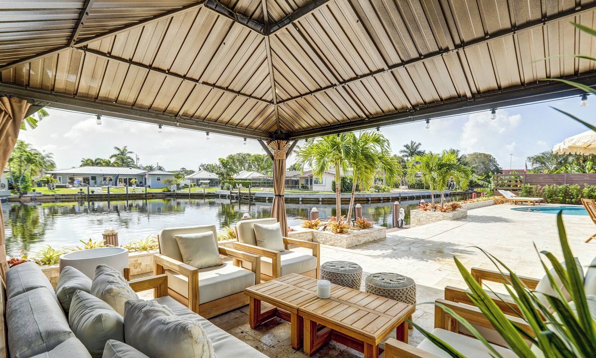 Fort Lauderdale House | Incredibly beautiful intracoastal views heated pool, minutes from the beach