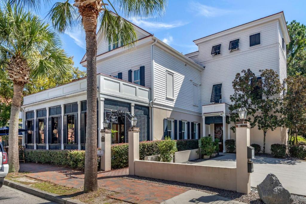 Mount Pleasant Hotel | Inn at I'On, an Ascend Collection Hotel