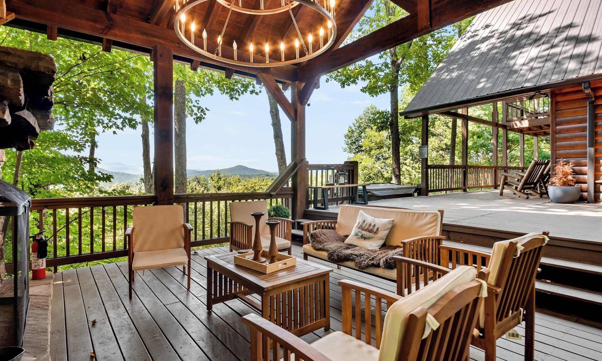 Foxfire Estates Cabin | Insane Views, Hot Tub,Game Room!