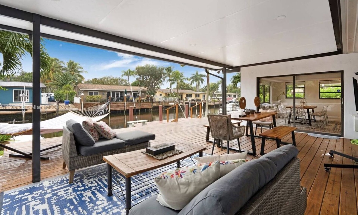 Pompano Isles Villa | Intracoastal Villa in Pompano Beach