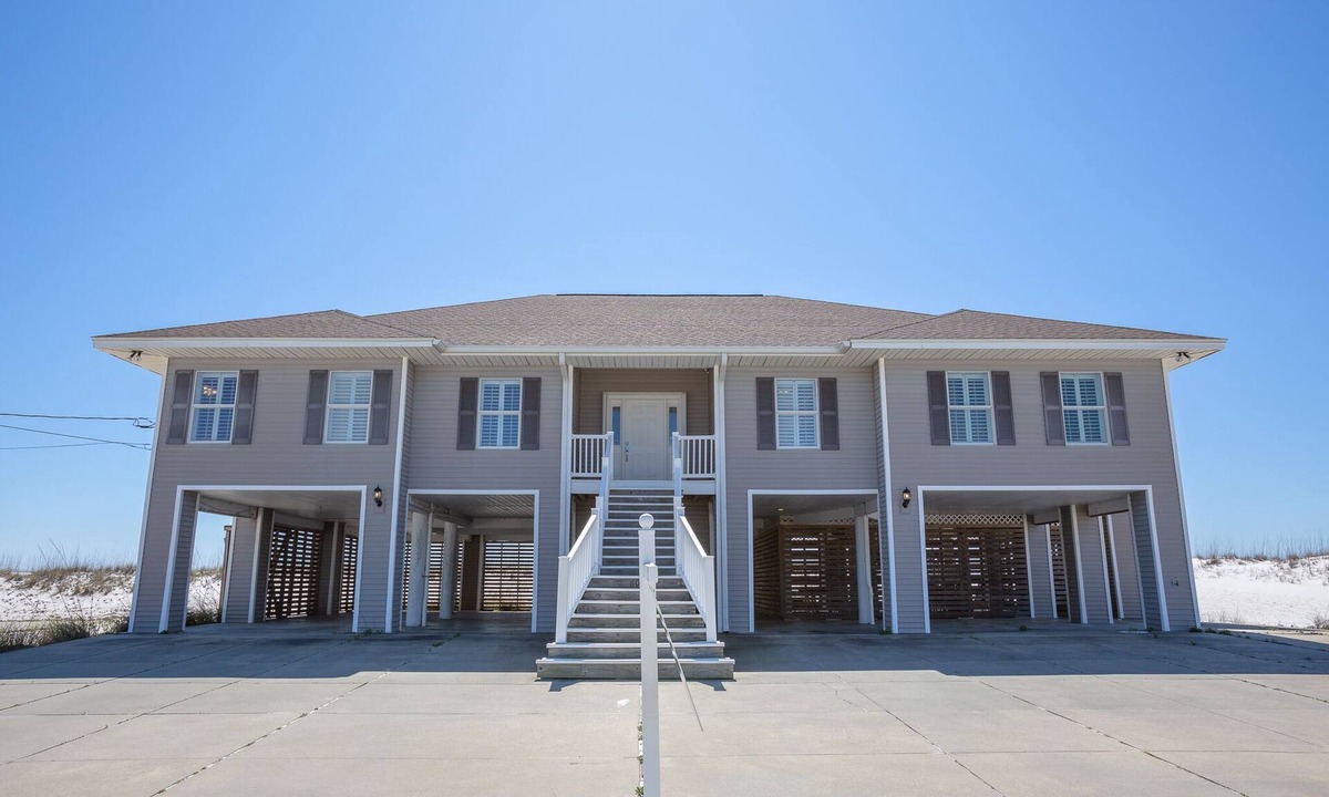 Villa Segunda House | Inviting and charming Gulf Front Home w/spacious kitchen and perfect views!