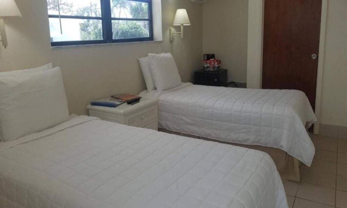 Little Torch Key Hotel | Island Getaway w/Access to Private Beach + Pool | Free Parking & Breakfast