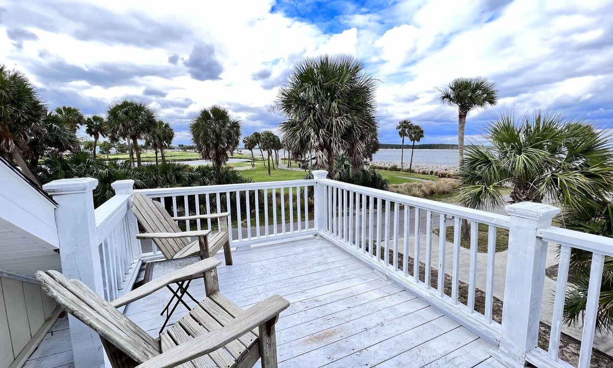 Saint Helena Island Cottage | Island Vibes with Ocean View and Golf Cart