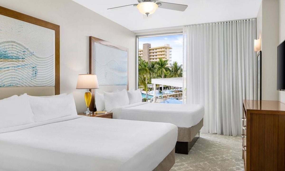 Marco Island Villa | Island-View 3BR Marriott Crystal Shores Villa – Spacious Modern Sleeps 10