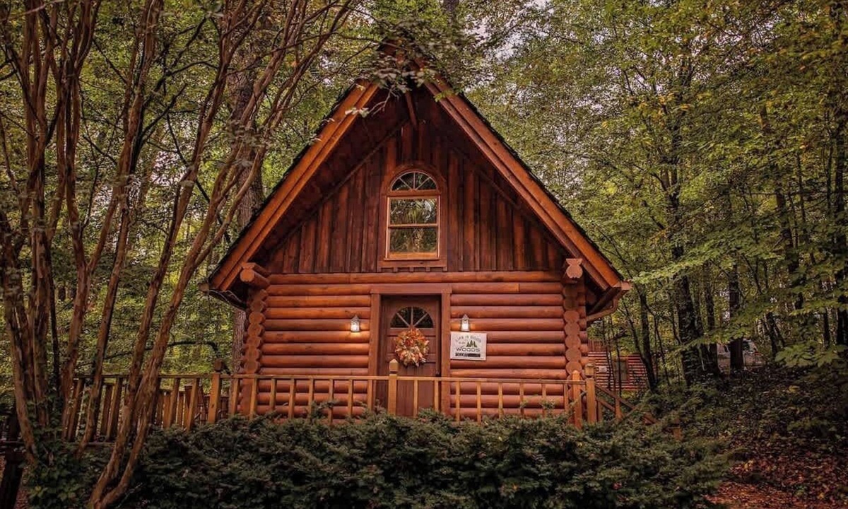 Benton Cabin | Ivy quaint tiny cabin creekside - Riverside Resort