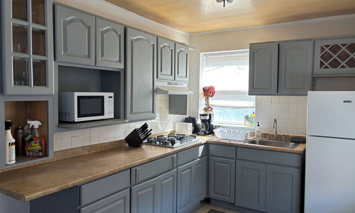 Delair Apartment | Jefferson Torresdale, Cooper, Abington, Salus Univ