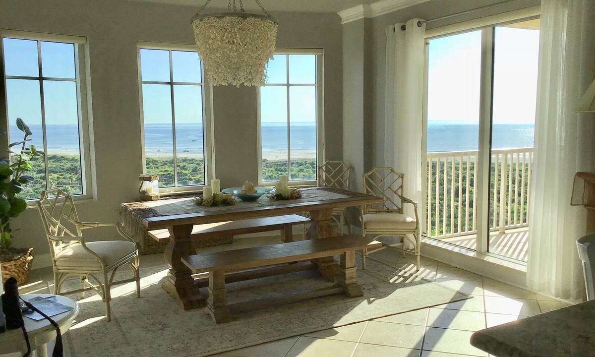 New Smyrna Beach Condo | Just Available: Luxury Condo for February-May 2025