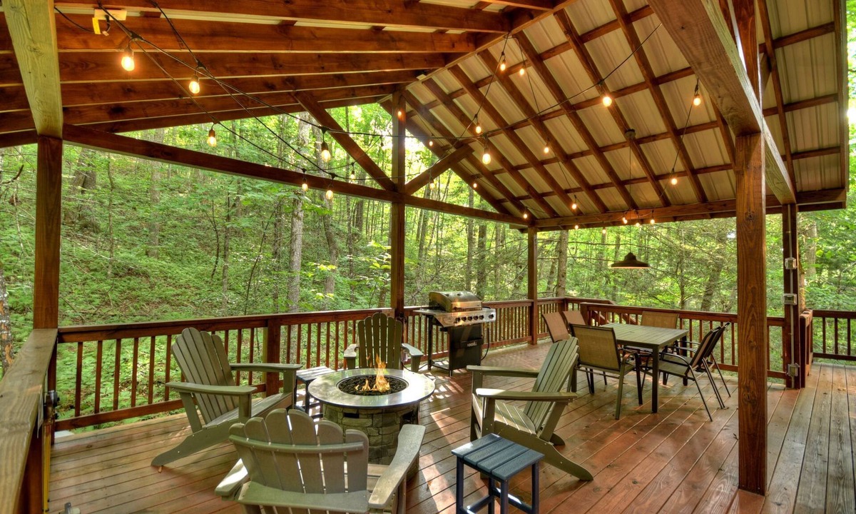 Cashes Valley Cabin | K6 Lodge - Gather around the firepit, soak in the hot tub, and splash in the creek!