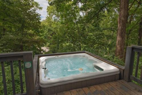 Lookout Valley Neighborhood Association House | Kai Cabin Wauhatchie Woodlands Close To Downtown