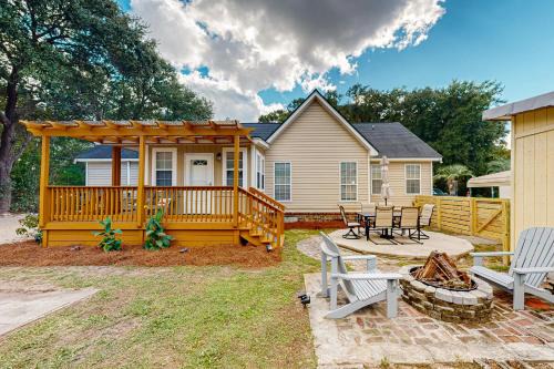 Johns Island House | 'Kerrison by Kiawah' Home w/Deck & Fire Pit