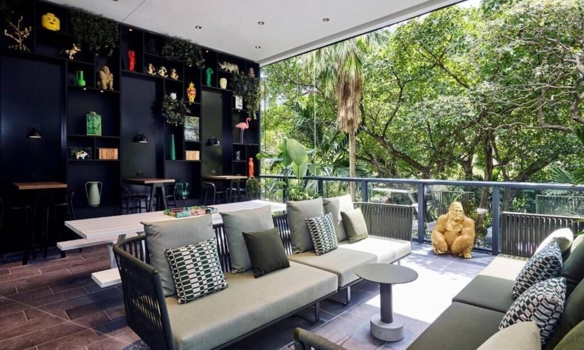 Brickell Apartment | King Room Near The RivaReno Gelato Brickell MIA