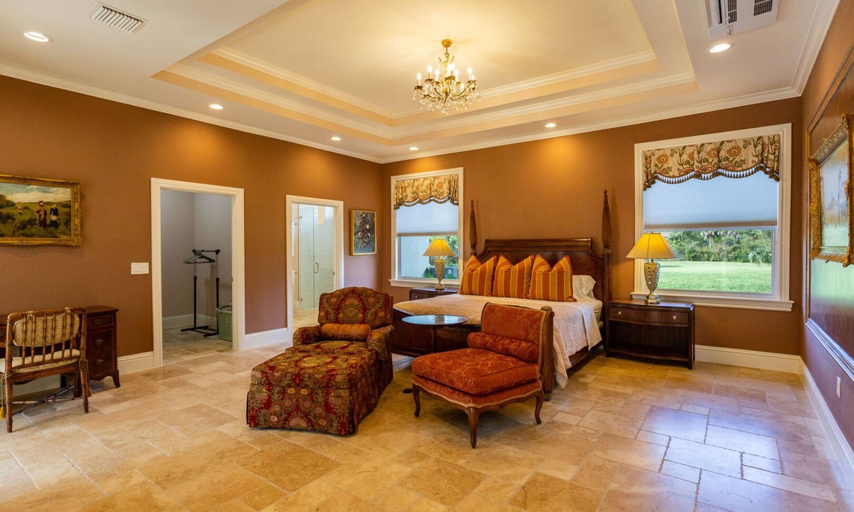 Rural Estates House | Knickerbocker Suite 11 Furnished 1BR 1BA with Pool