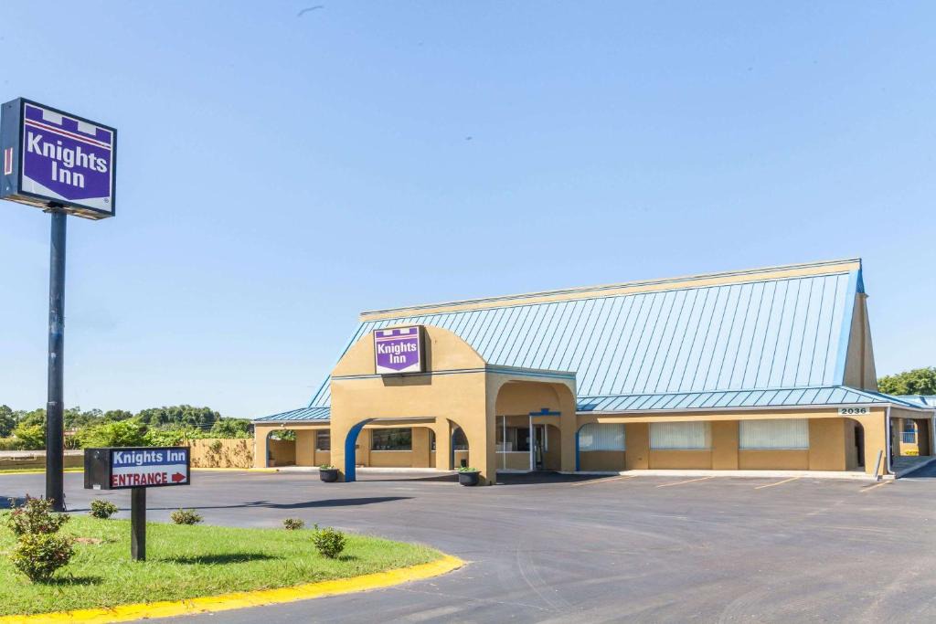 Murfreesboro Hotel | Knights Inn Murfreesboro