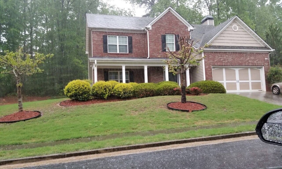 Covington House | Kozy Home Away From Home mins from VD Tours , Film, Corps & Major Attractions
