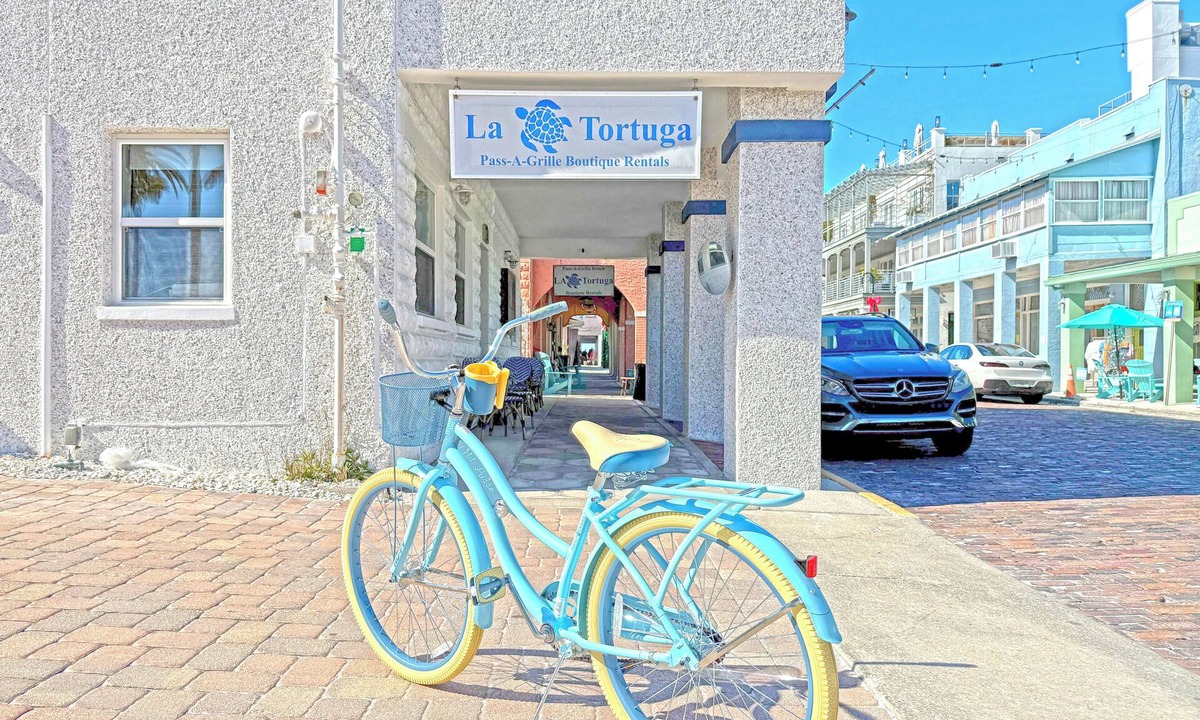 Pass-a-Grille Historic District Apartment | La Tortuga Historic Pass A Grille St Pete Beach 679
