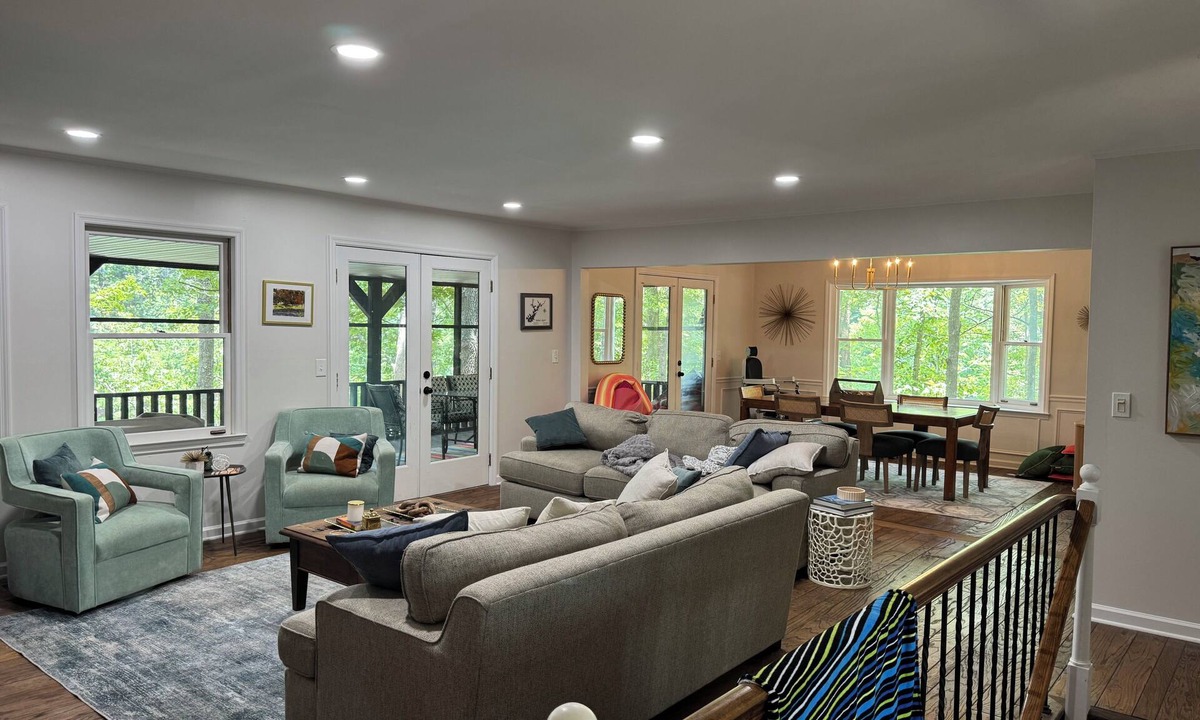 Flowery Branch House | Lake front home for the whole family sleeps12