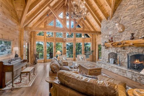 Wilkesboro House | Lake Haven Lodge