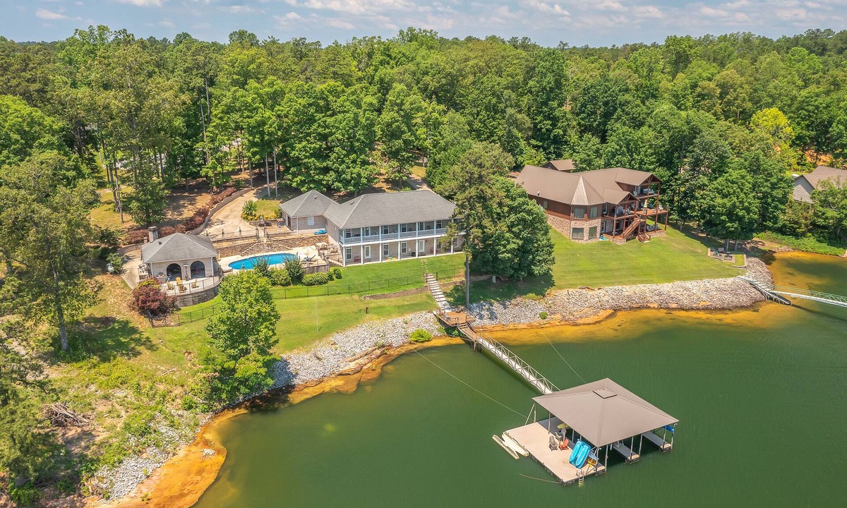 Arley House | Lake Life 105 - Private Pool overlooking the lake!