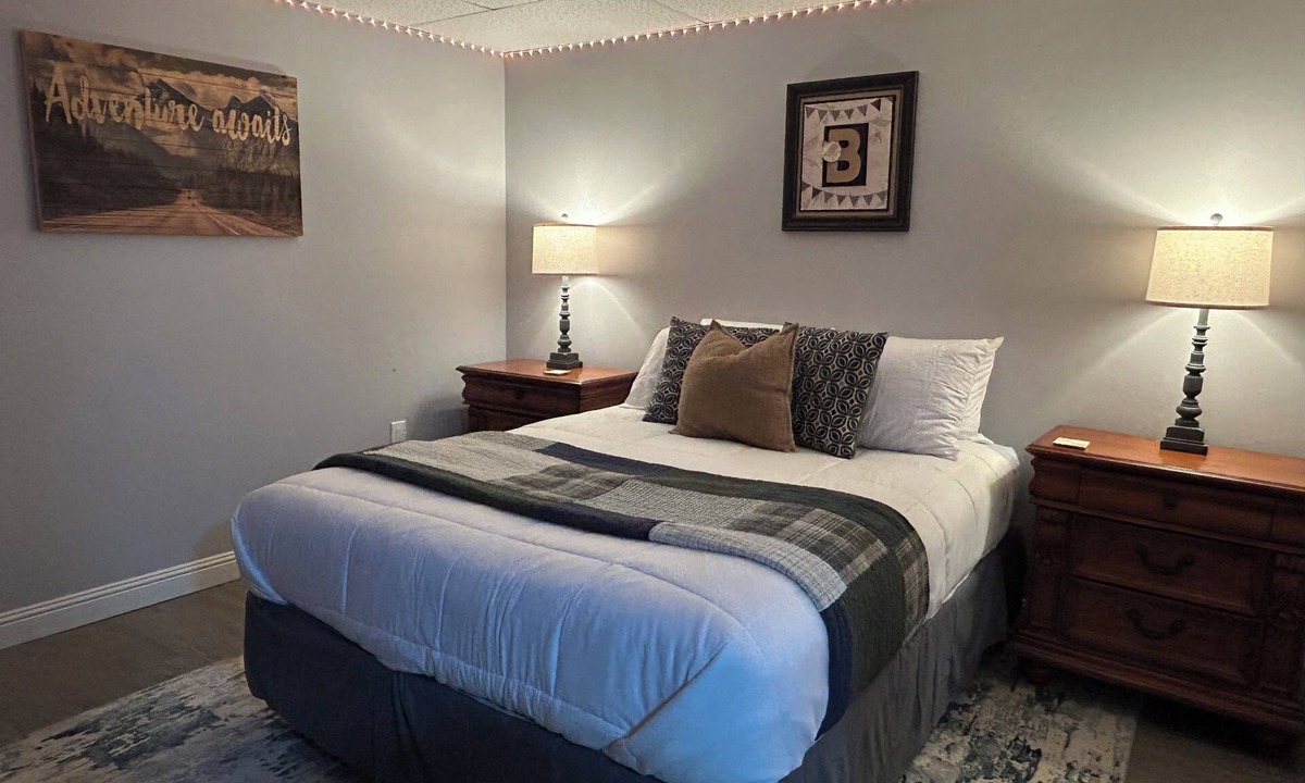 Hendersonville Apartment | Lake View Retreat Near Downtown Hendersonville