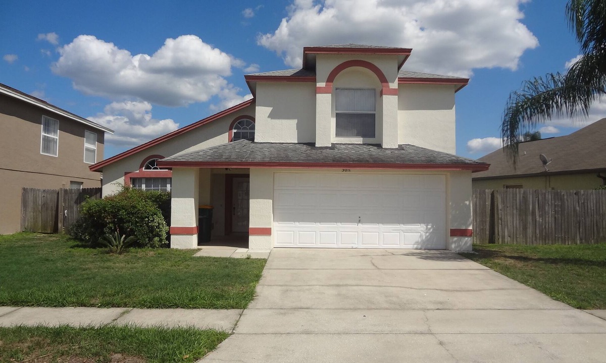 Lindfields House | Lake View Villa Orlando Kissimmee DISNEY Vacation Pool Home