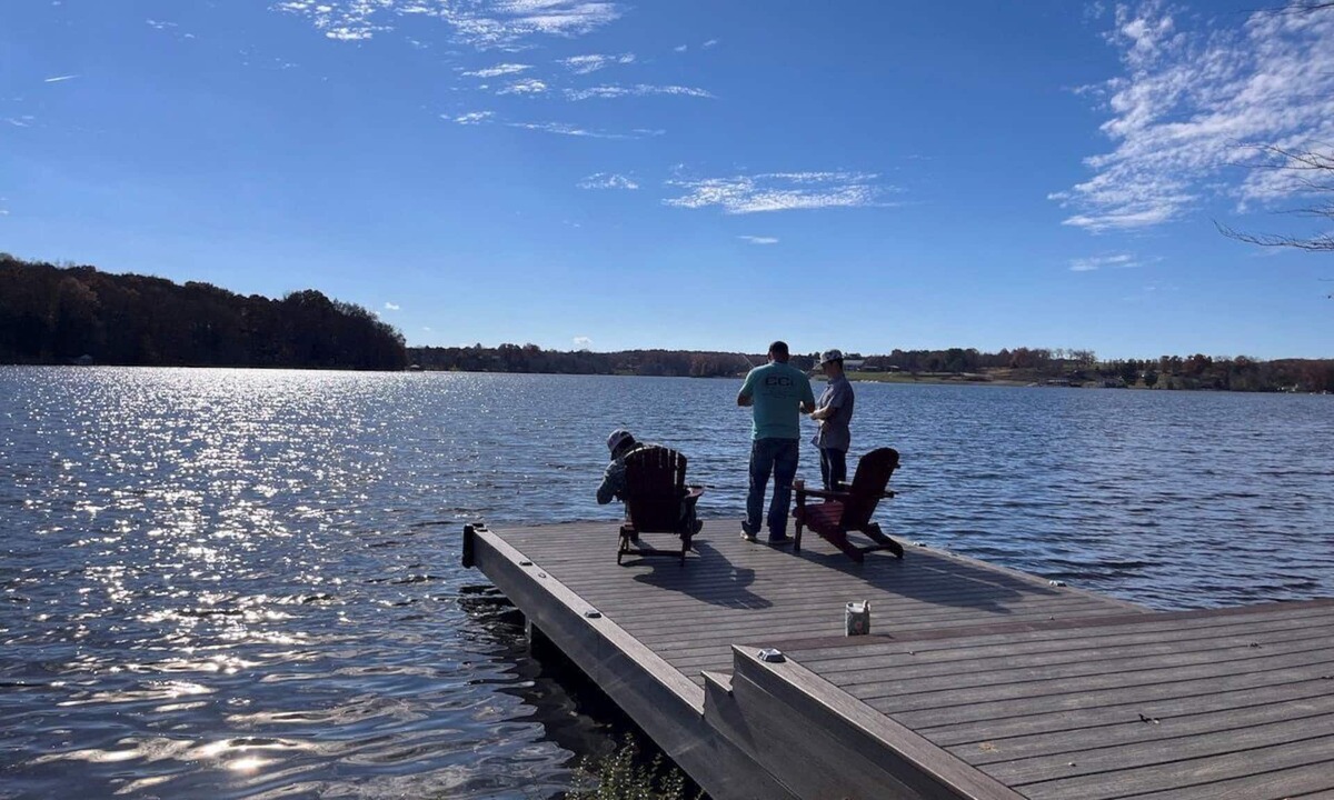 Crossville House | Lakefront. Peaceful and centrally located house in Crossville.