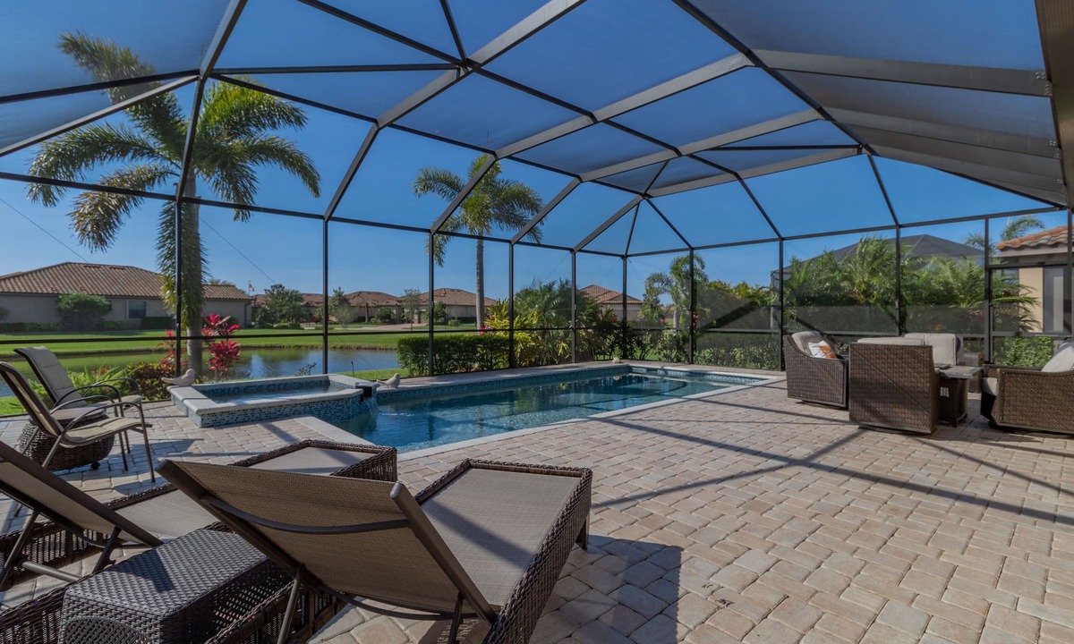 Bradenton House | ⚓Lakeside home with private pool located in Golf & CC!⚓⛳