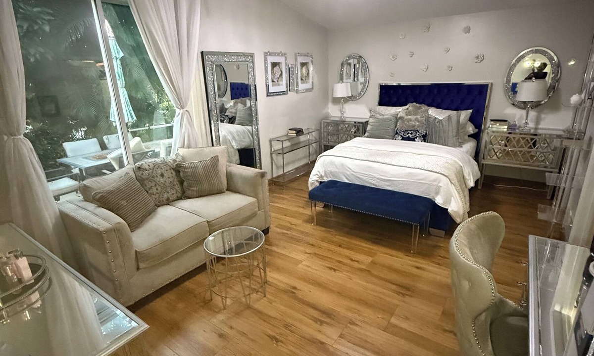 Lake Worth House | Lakeview 3-bedroom Greenacre House Close to Shopping/Dining