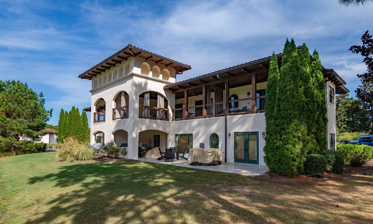 Eatonton Apartment | Lakeview Retreat at Cuscowilla, Resort-Style Living on Lake Oconee