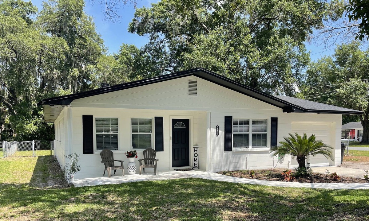 Plant City House | Lala’s Hideaway home near Tampa/Orlando