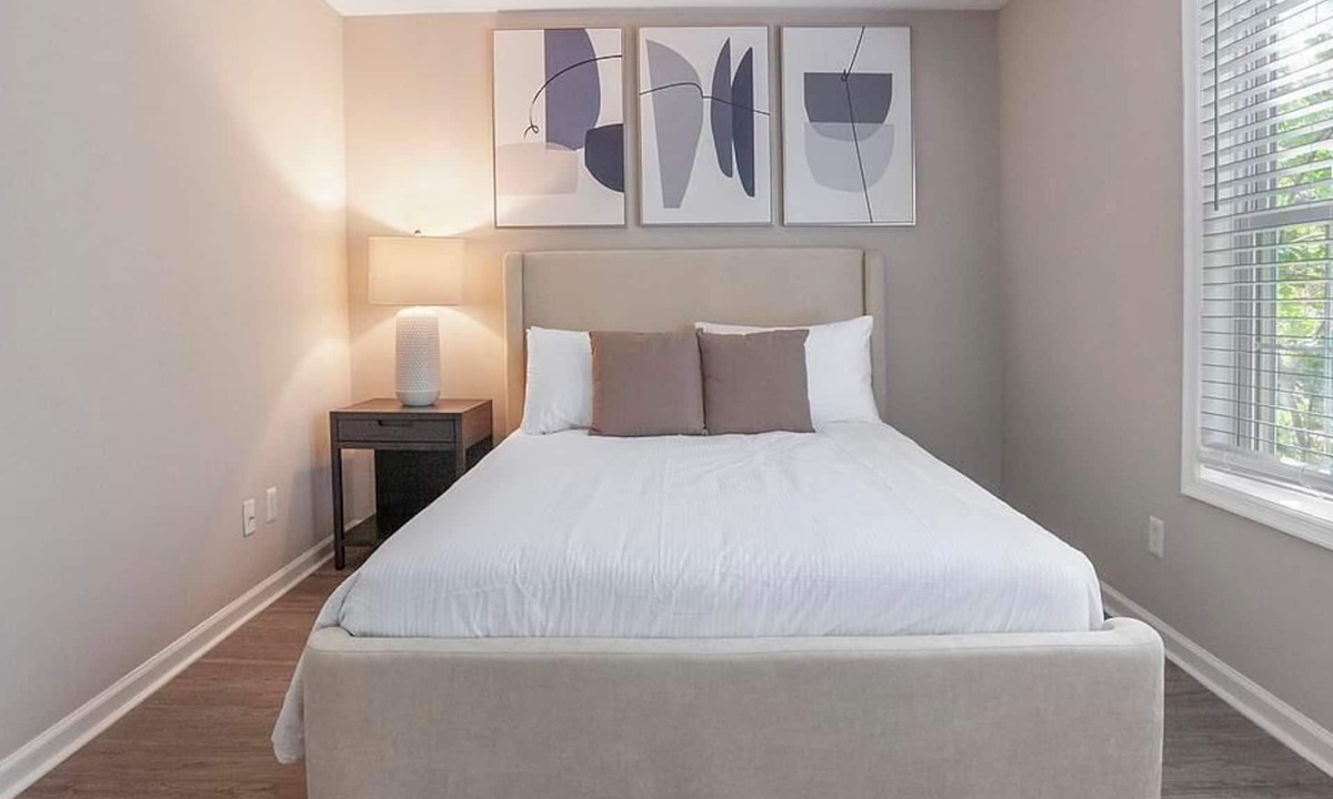 Oakhurst Apartment | Landing at Enclave At Oakhurst - 2 Bedrooms in Oakhurst