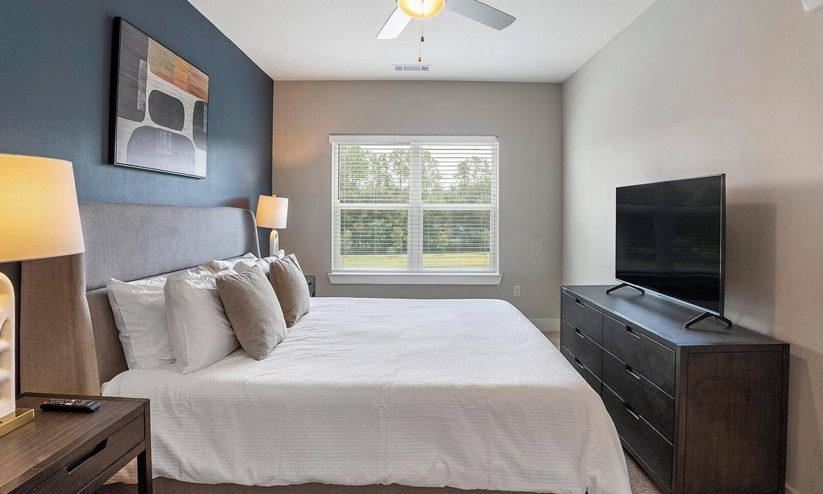Newberry Apartment | Landing at Vanguard - 1 Bedroom in Newberry