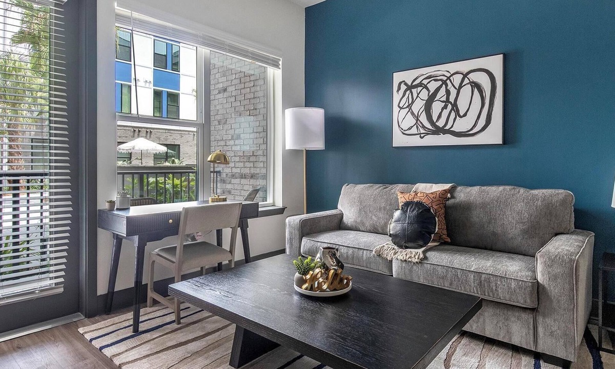 Southbank Apartment | Landing | Beautiful 1BD, Pool, Rooftop Lounge