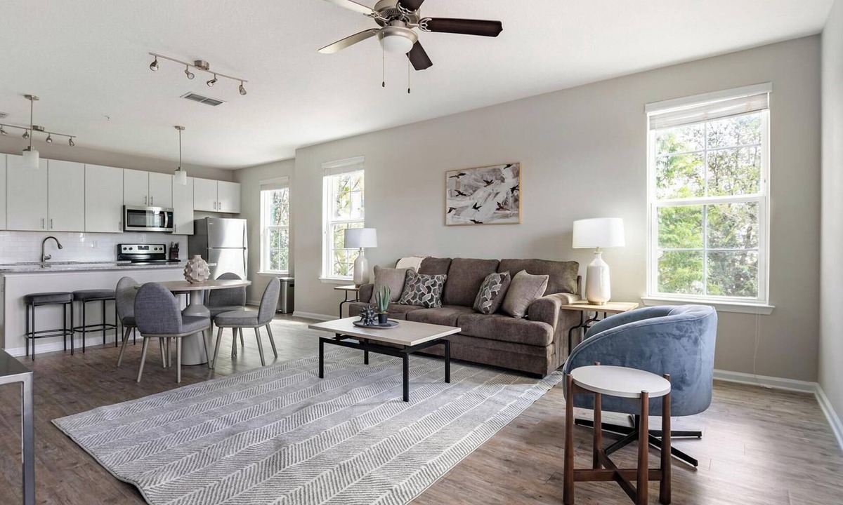 Land O' Lakes Apartment | Landing | Beautiful 1BD, Clubhouse, Pool
