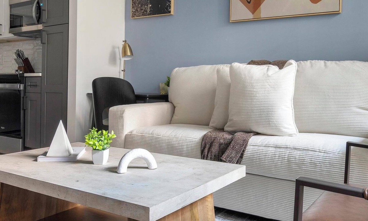 Southbank Apartment | Landing | Chic 1BD, Gym, Rooftop Lounge