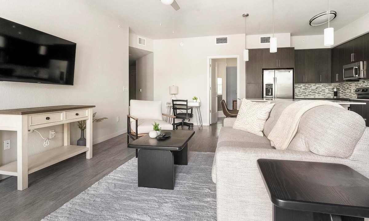 Biggar Apartment | Landing | Chic 2BD, Clubhouse, Gym
