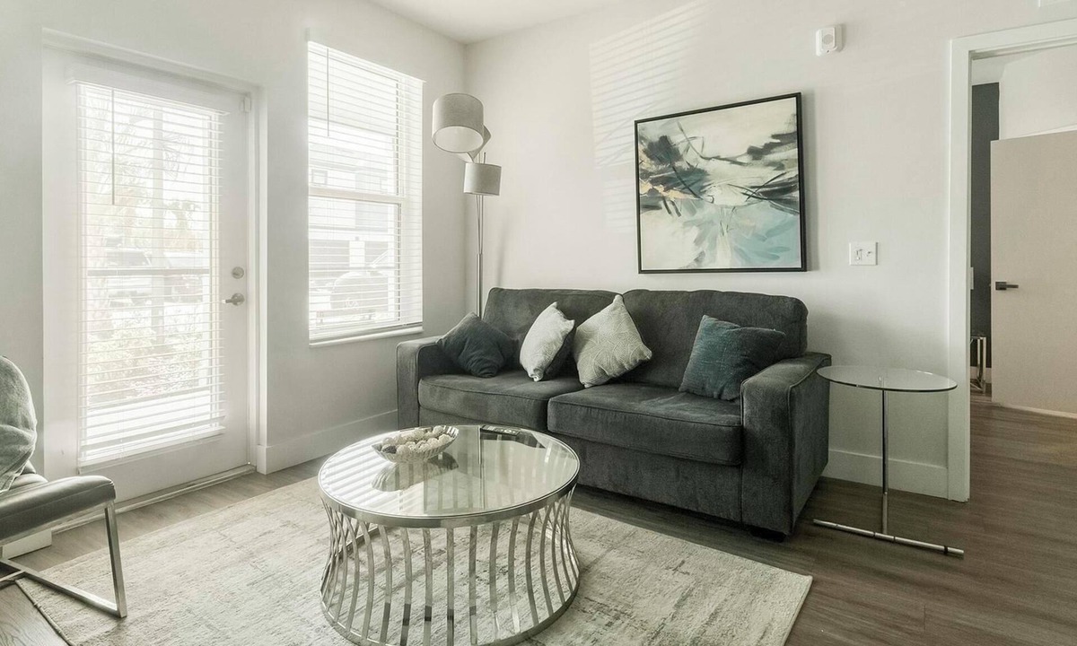 Port Tampa City Apartment | Landing | Chic 2BD, Gym, Pool