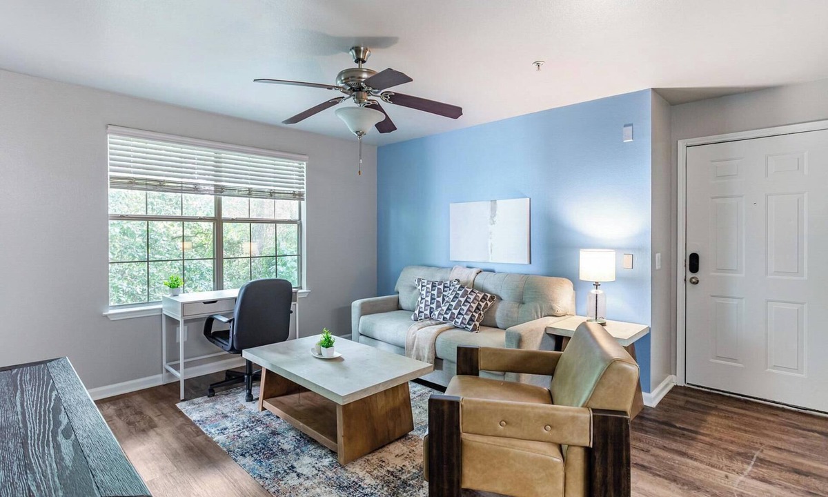 Tallahassee Apartment | Landing | Incredible 2BD, Gym, Clubhouse