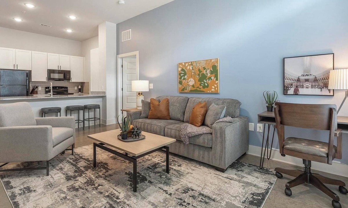 Charlotte Apartment | Landing | Modern 2BD, Gym, Clubhouse