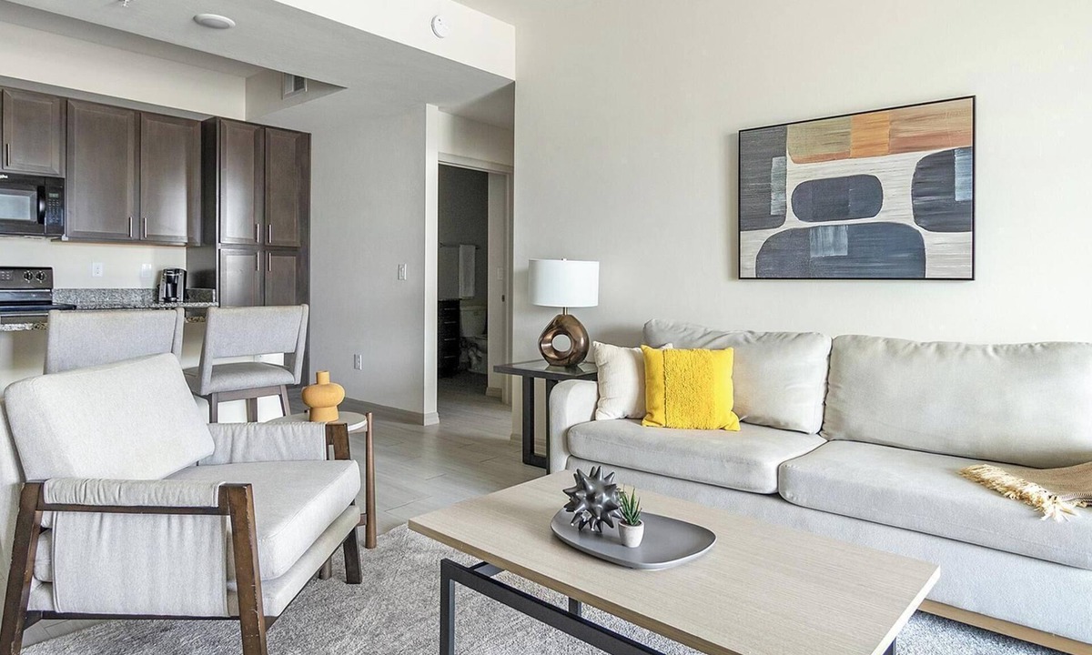 Eastwood Village Apartment | Landing | Modern 2BD, Tennis Court, Pool