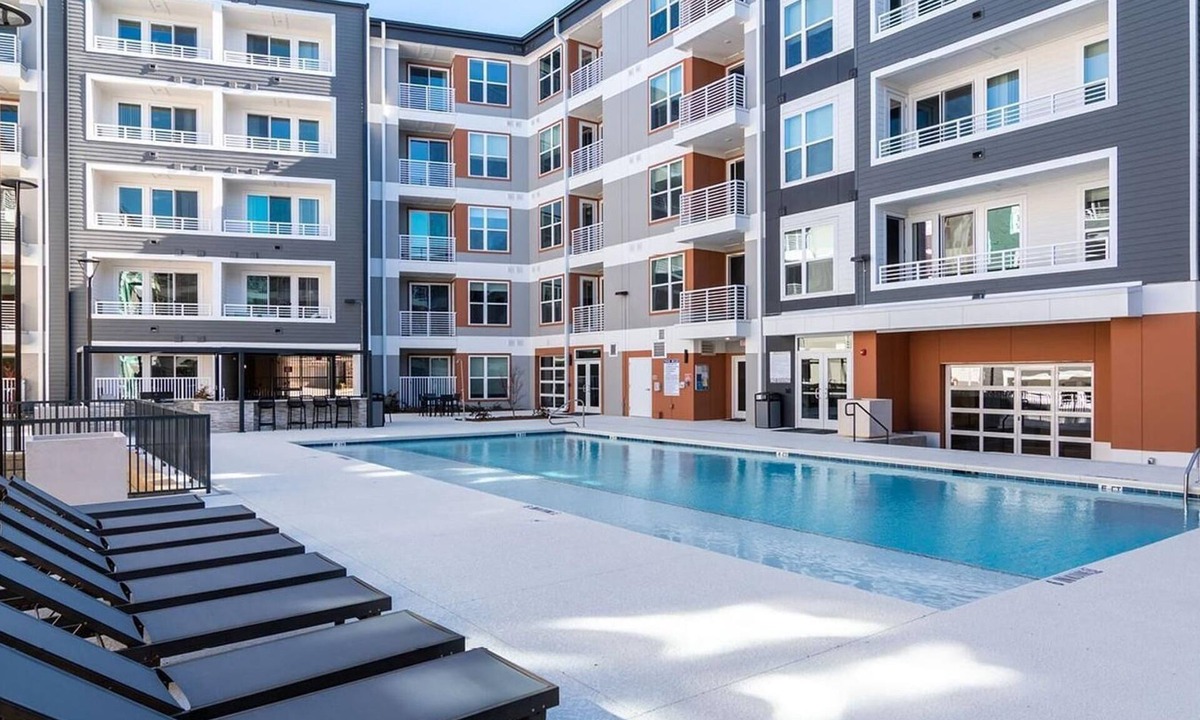 Decatur Apartment | Landing | Modern 1BD, Clubhouse, Game Room