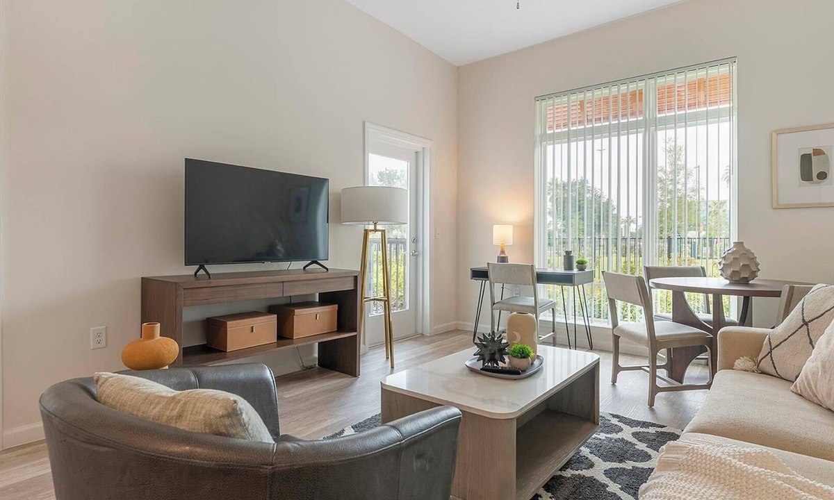 Florida Center Apartment | Landing | Stunning 2BD, Gym, Game Room