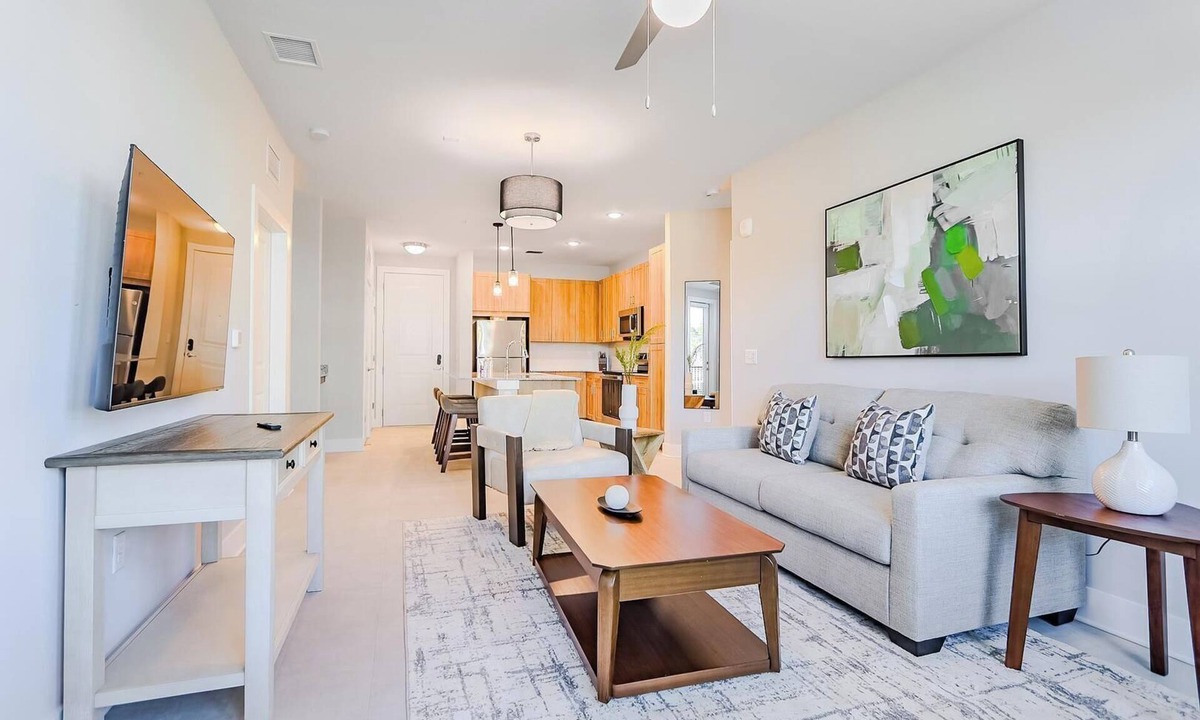 Interchange Square Apartment | Landing | Stunning 2BD, Pool, Gym