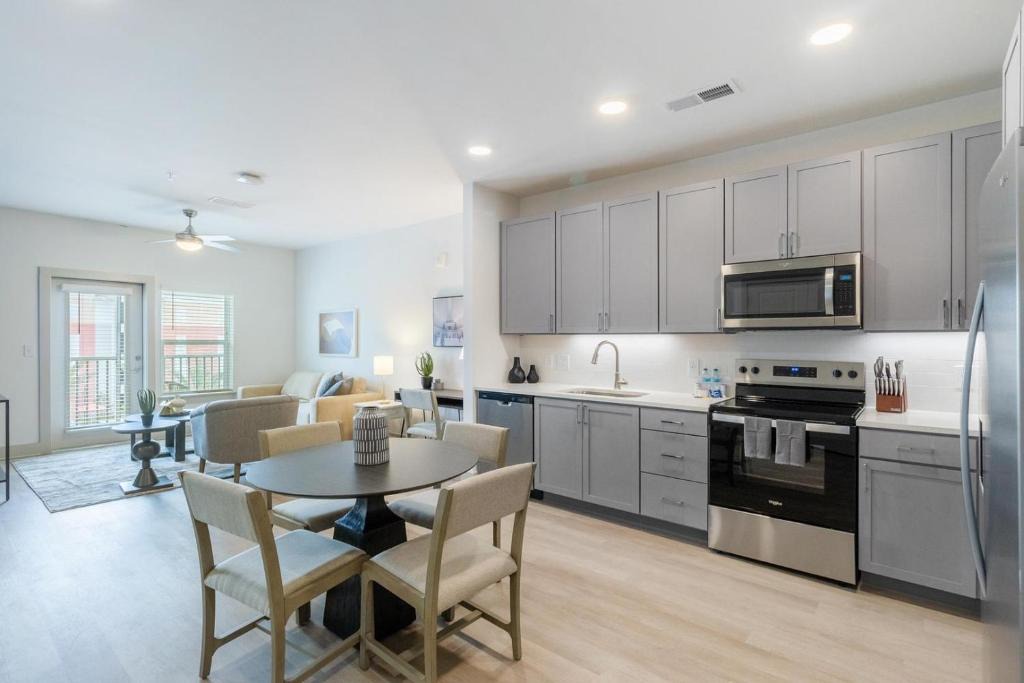 Santa Rosa Beach Apartment | Landing Stunning 1BD Gym Yoga Studio